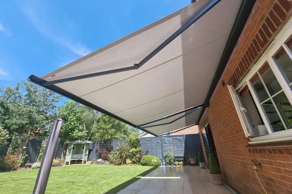 Awnings installers Berkshire